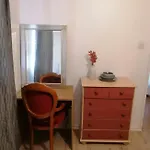 London Vauxall Room